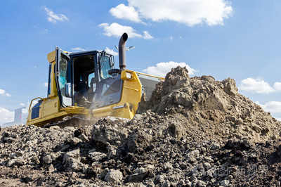 重型履帶式工程機械 現代工程建設的堅實脊梁